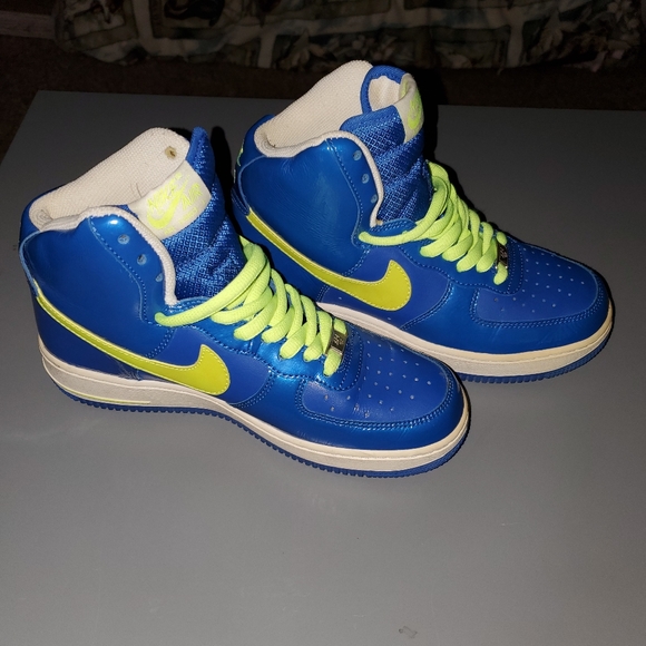 nike air force 1 neon blue